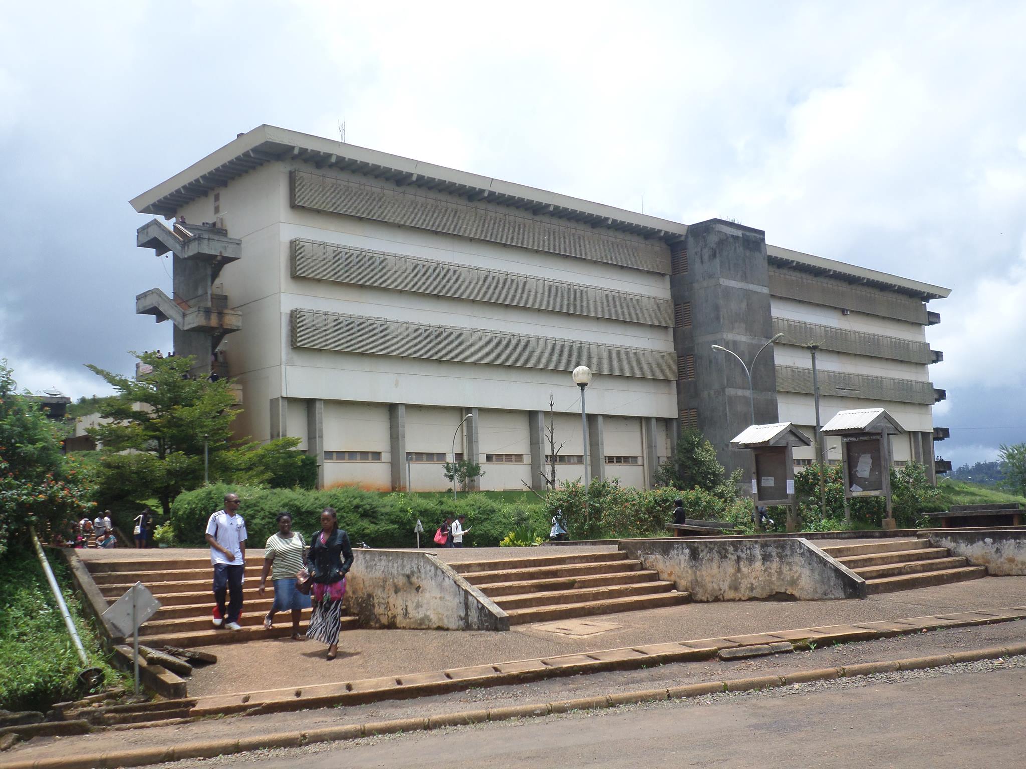 Bâtiment Principal du Campus C