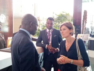 Accueil par Yannick Kwetchoua et Caroline Athuil